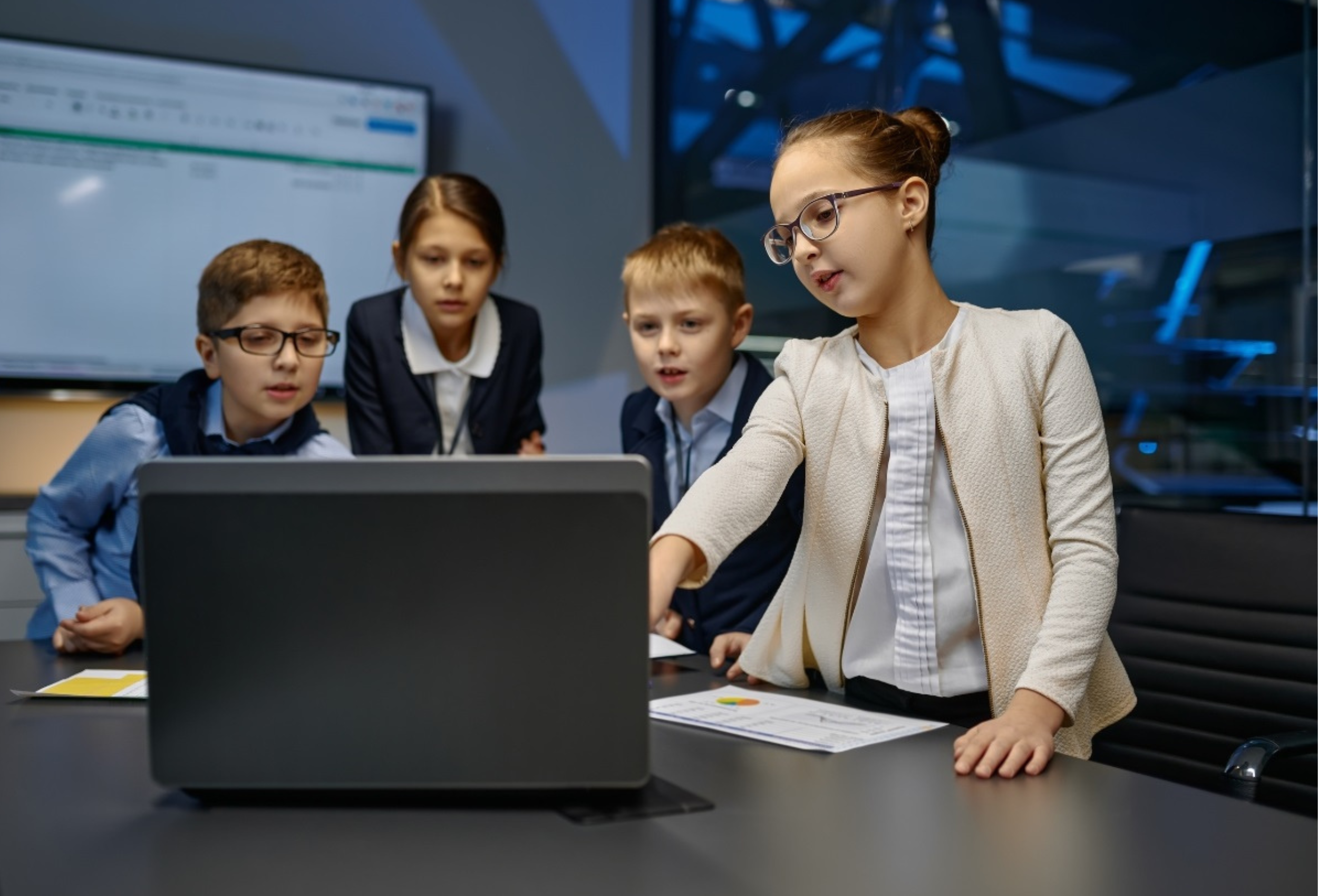 Edukacja obywatelska w szkołach – czy jest się czego obawiać?